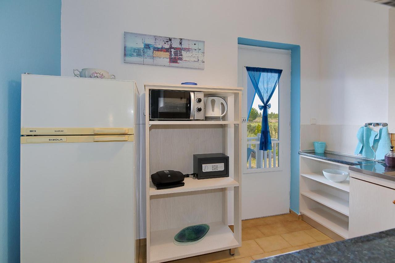 Maras Marinas Home Никити Экстерьер фото